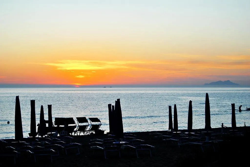 Spiaggia Delle Conchiglie Marsala Nyaraló